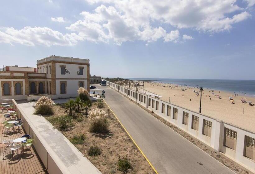 Albergue Inturjoven Chipiona   Hostel