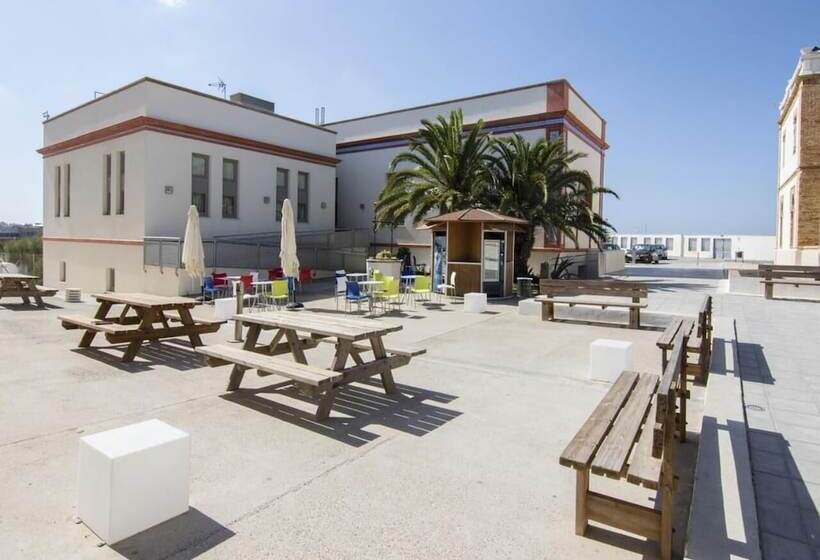 Albergue Inturjoven Chipiona   Hostel