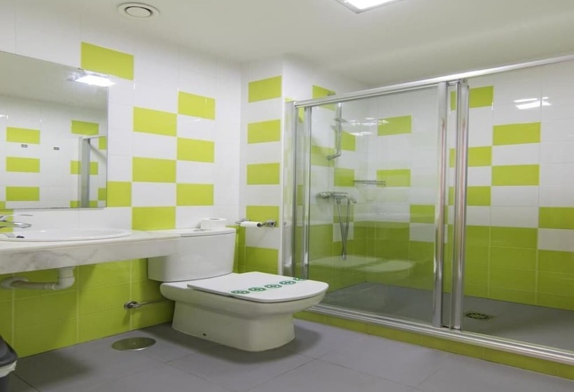 Albergue Inturjoven Chipiona   Hostel