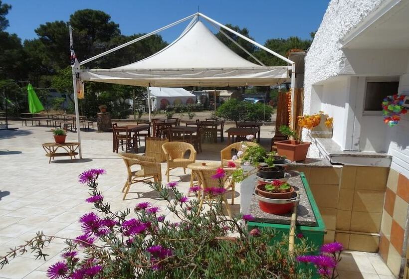 Общежитие Villaggio Camping Nurral