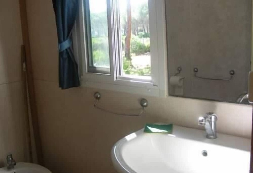 Общежитие Villaggio Camping Nurral