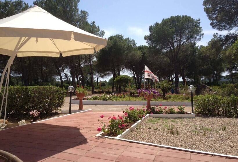 Общежитие Villaggio Camping Nurral