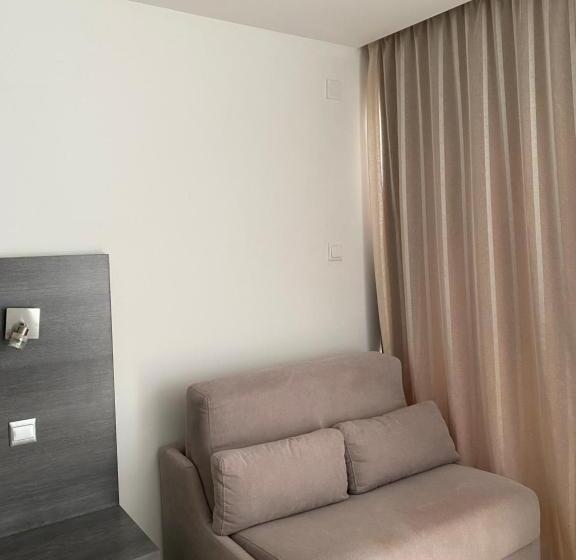 Alexia Hotel Apartments
