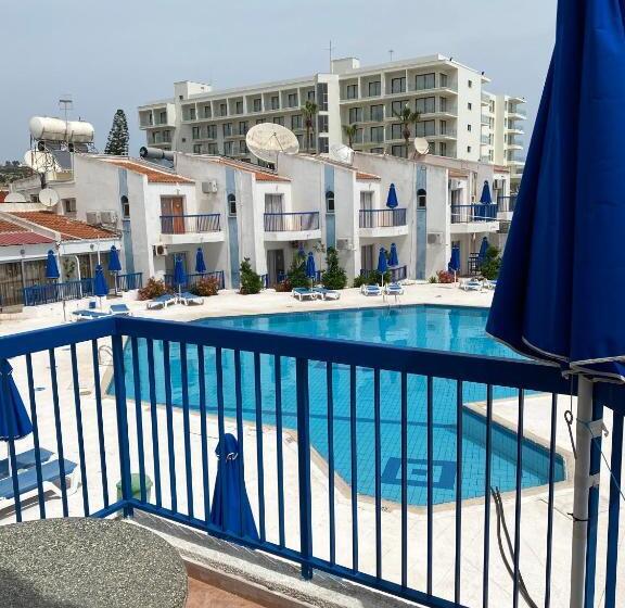 Alexia Hotel Apartments