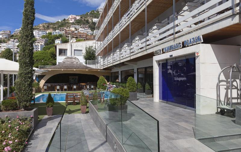 Apartamentos Canyelles Marina 3000