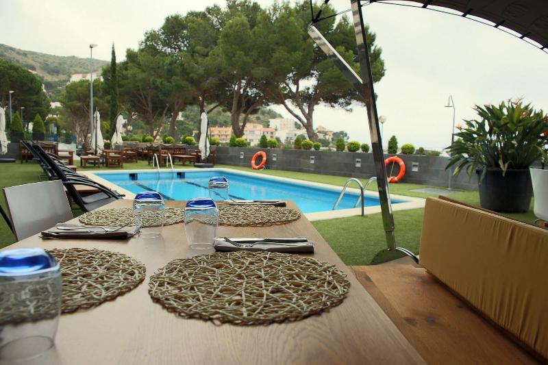 Apartamentos Canyelles Marina 3000