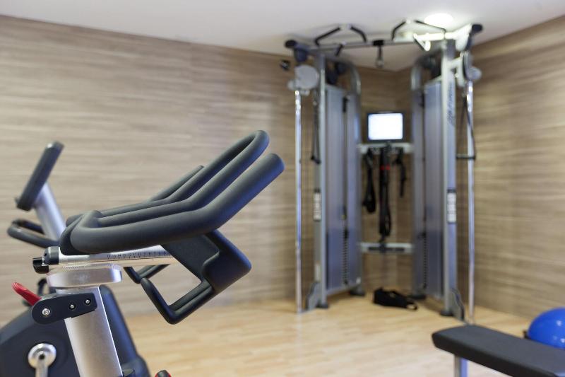 Apartamentos Canyelles Marina 3000