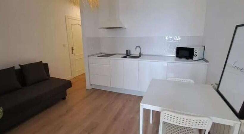 Apartamentos La Arena