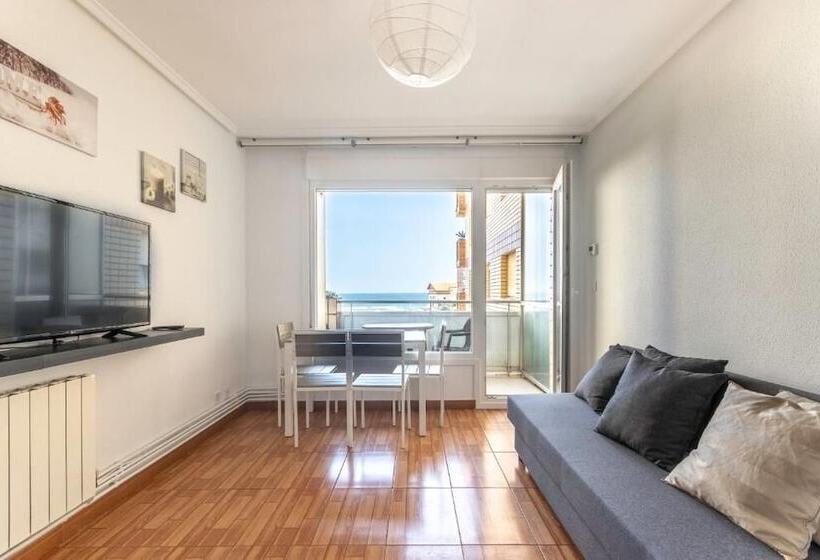 Apartamentos La Arena