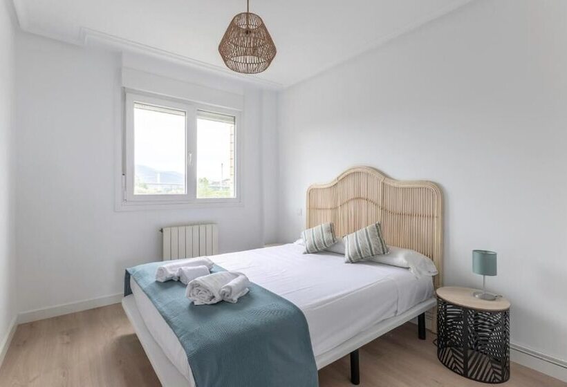 Apartamentos La Arena