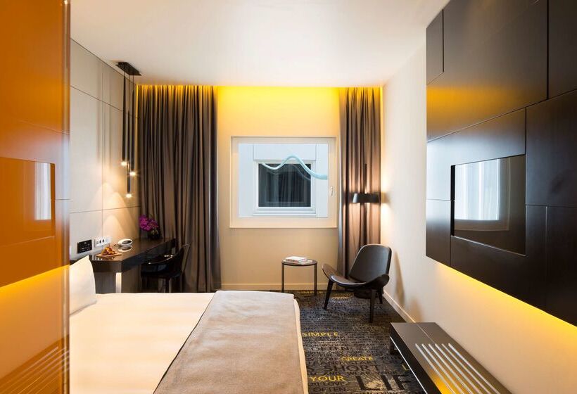 Art Otel Amsterdam, Powered By Radisson Hotels