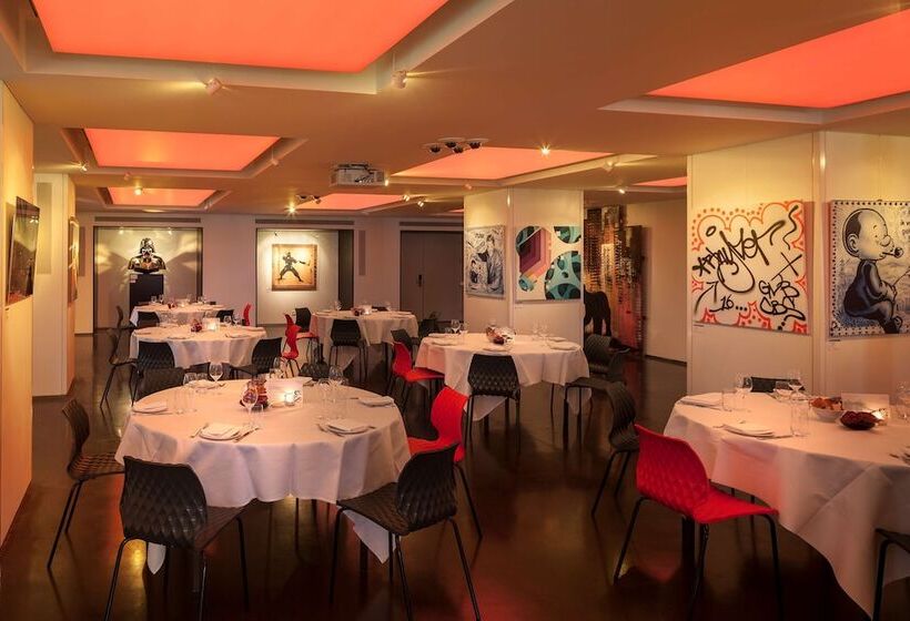 Art Otel Amsterdam, Powered By Radisson Hotels