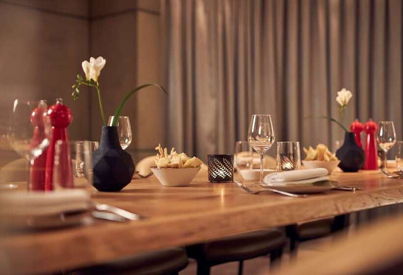 Art Otel Amsterdam, Powered By Radisson Hotels