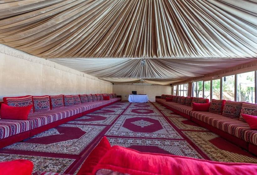 تختخواب و صبحانه Kasbah Tizzarouine