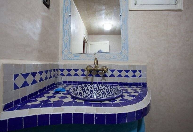 تختخواب و صبحانه Kasbah Tizzarouine