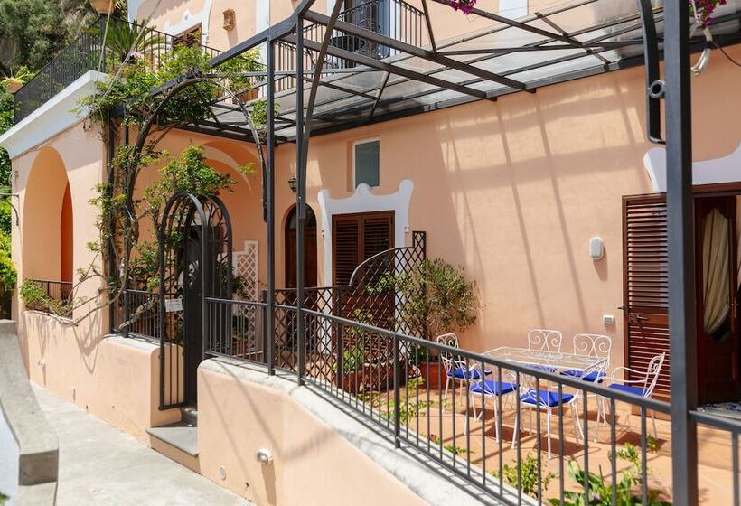 تختخواب و صبحانه Villa Principe Giovanni