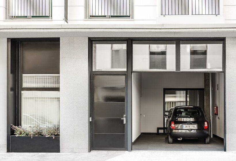 Eric Vökel Boutique Apartments   Atocha Suites