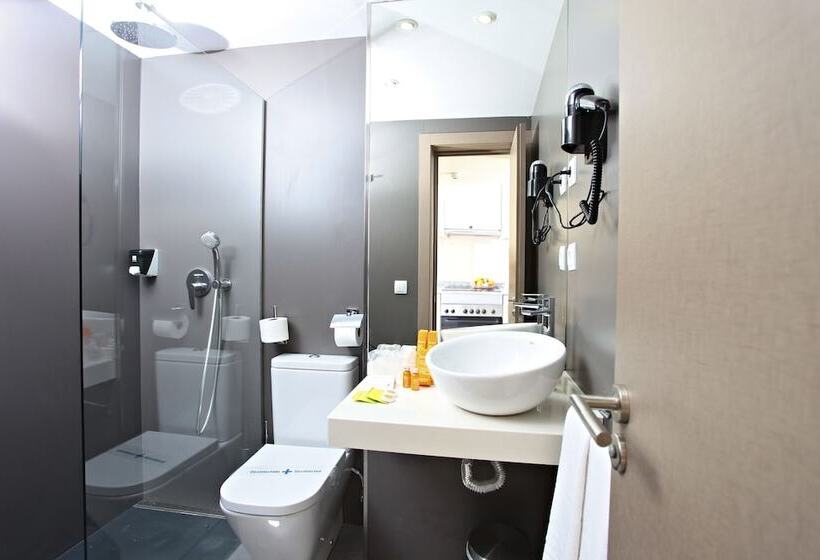 Flamingo Beach Resort   Adults Recommended