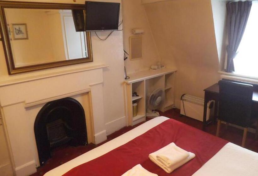 פונדק Arran House