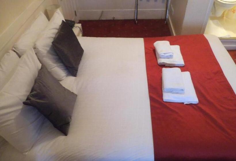 فندق فئة نجمة واحدة Arran House