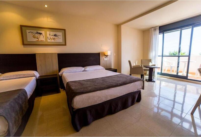 Отель Adaria Vera