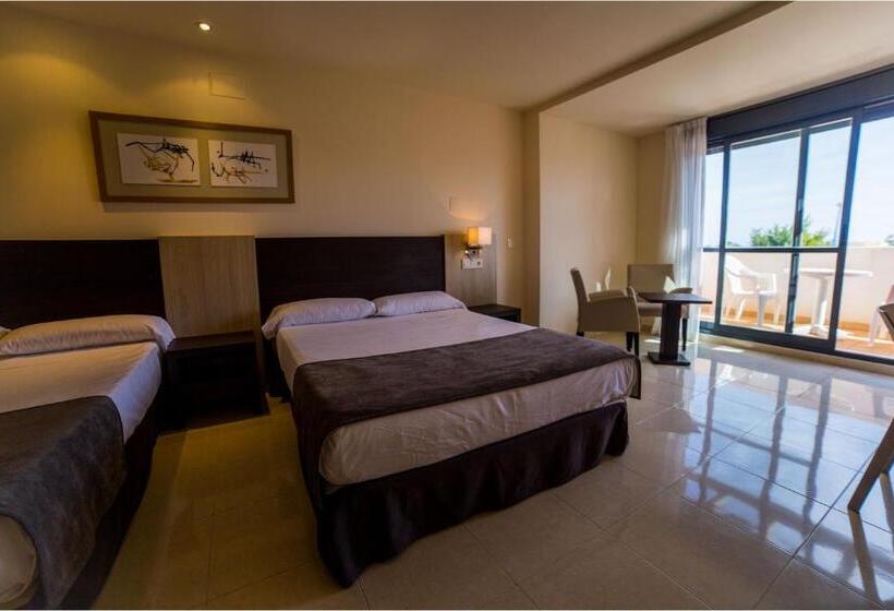 Отель Adaria Vera