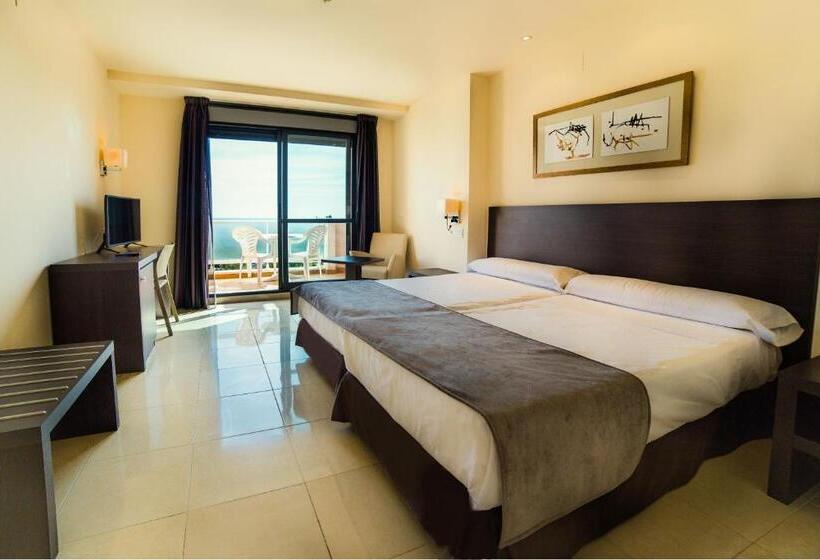 Отель Adaria Vera