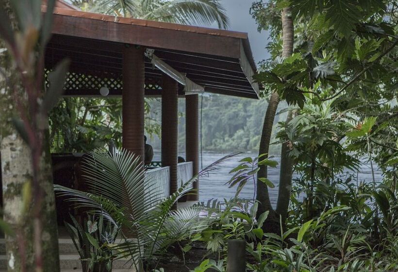 Отель Aninga Lodge