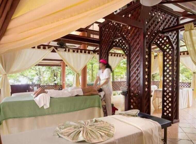 Отель Aninga Lodge