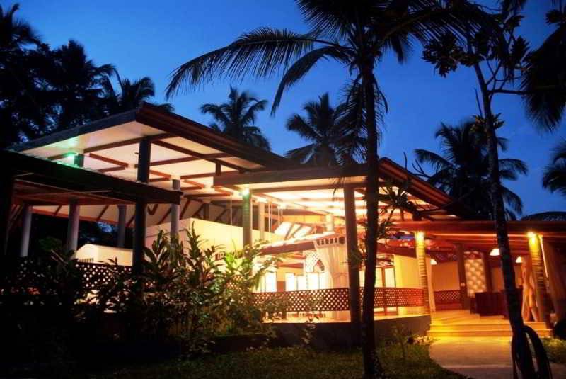 Отель Aninga Lodge