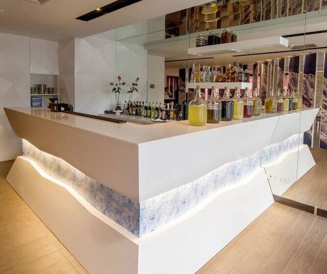 هتل Arawi Miraflores Prime