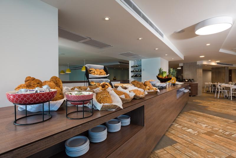 Отель Calypso Beach