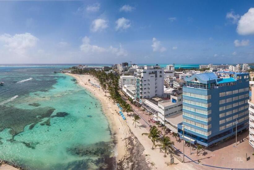 هتل Calypso Beach