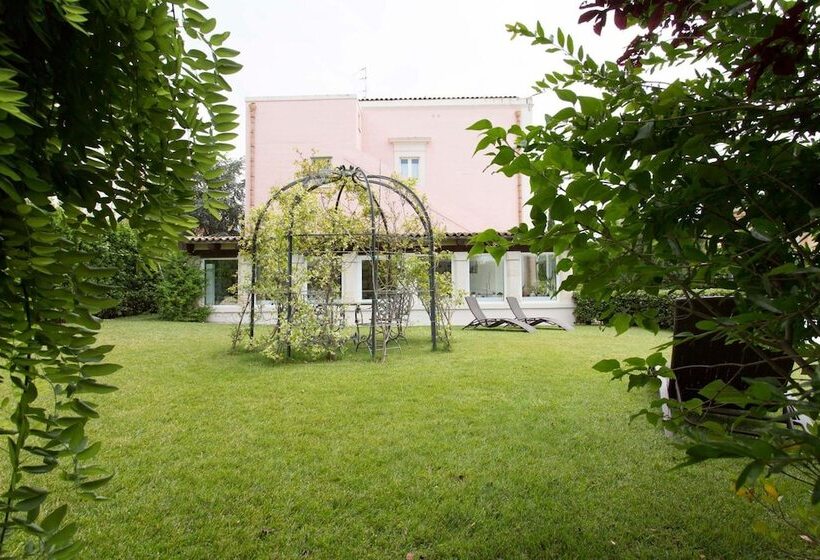 酒店 Casino Ridola