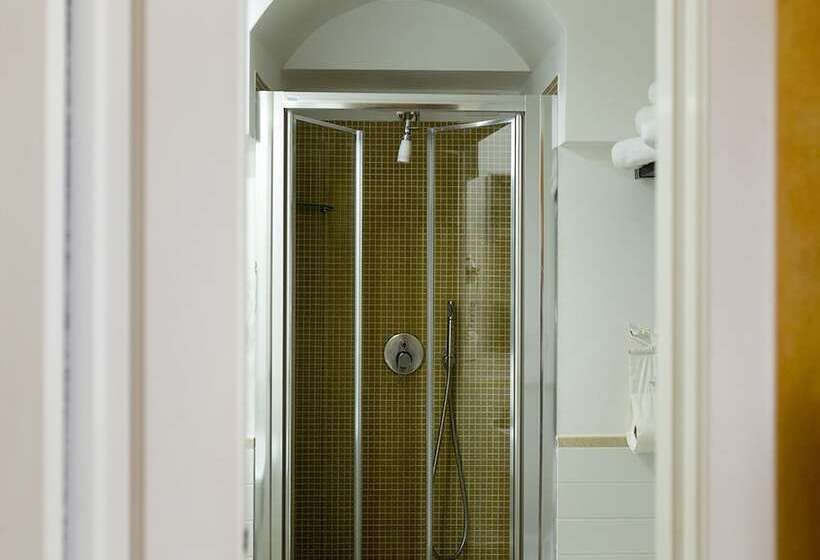 酒店 Casino Ridola