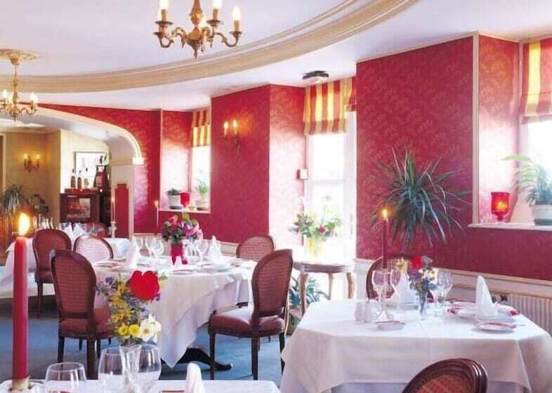 בית מלון כפרי Clos De Vallombreuse, The Originals Relais