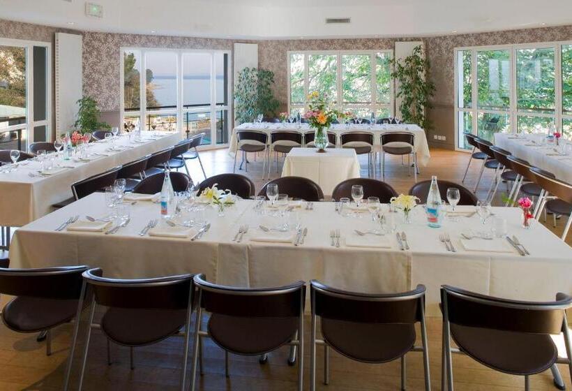 בית מלון כפרי Clos De Vallombreuse, The Originals Relais