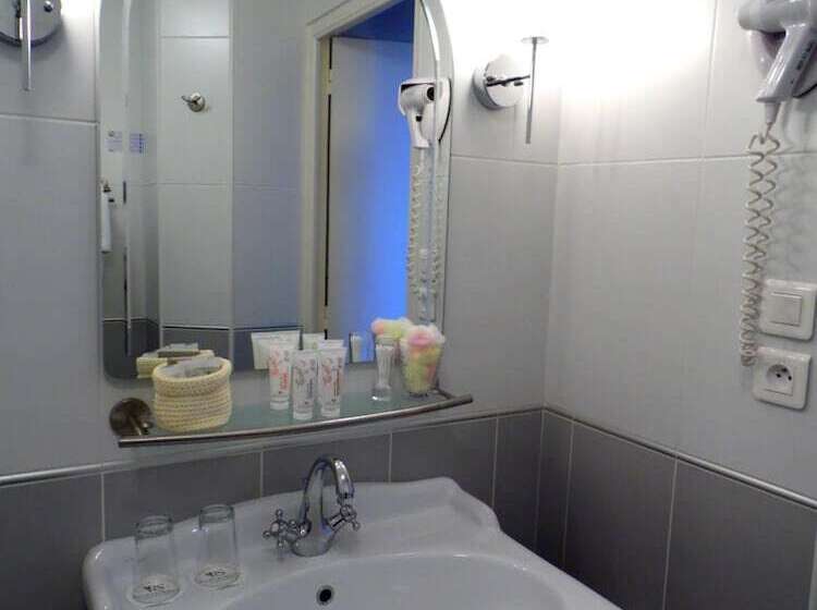 בית מלון כפרי Clos De Vallombreuse, The Originals Relais