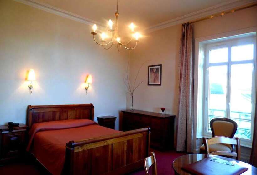 בית מלון כפרי Clos De Vallombreuse, The Originals Relais