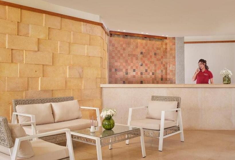 ホテル Coral Sea Holiday Resort And Aqua Park