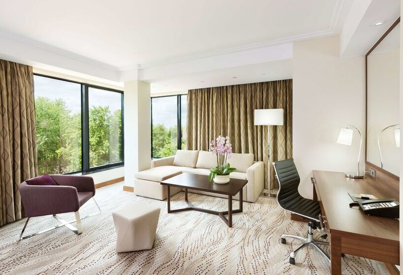 Doubletree By Hilton Hotel & Conference Centre Warsaw