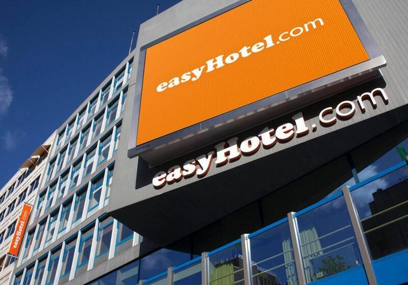 Easyhotel Rotterdam City Centre