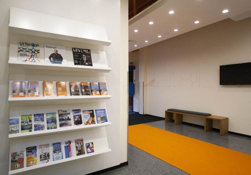 Easyhotel Rotterdam City Centre