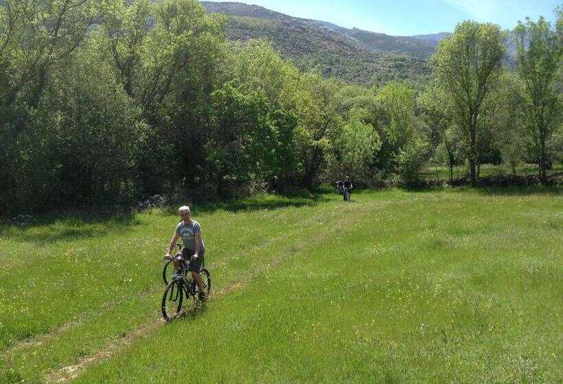 Rusticae El Hotelito