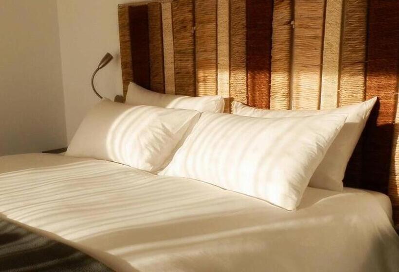 Rusticae El Hotelito