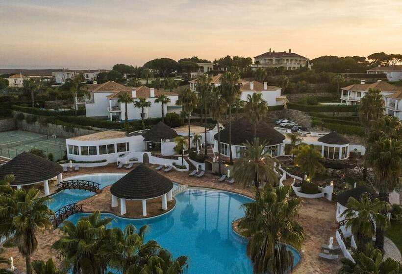 فندق Encosta Do Lago Resort Club