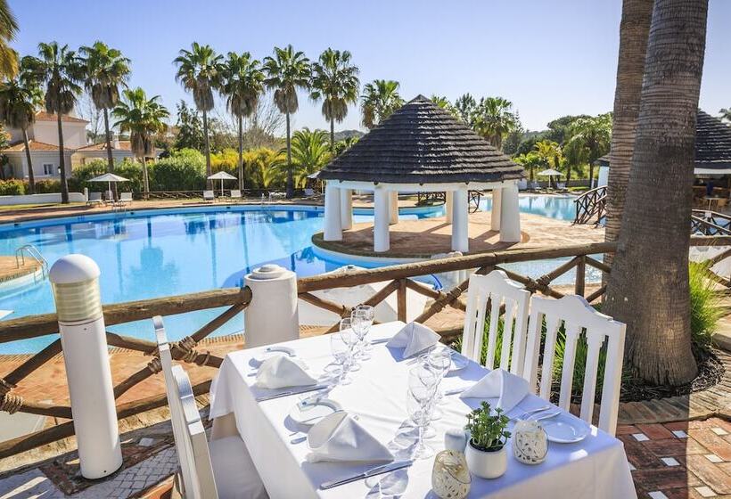 فندق Encosta Do Lago Resort Club