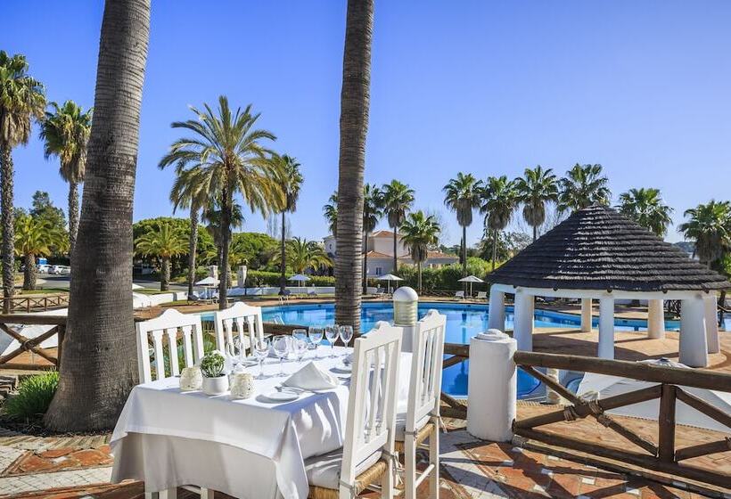 فندق Encosta Do Lago Resort Club