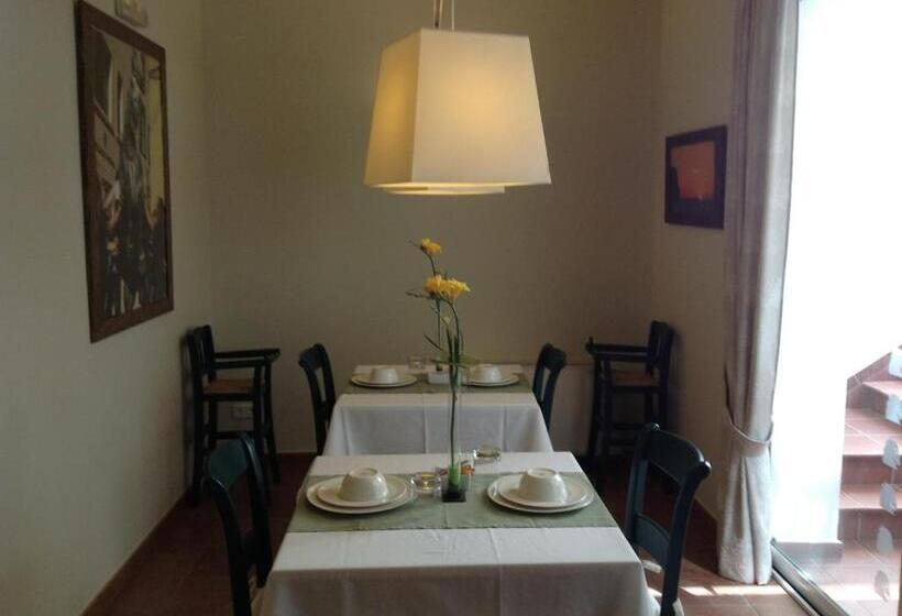 فندق Es Mercadal