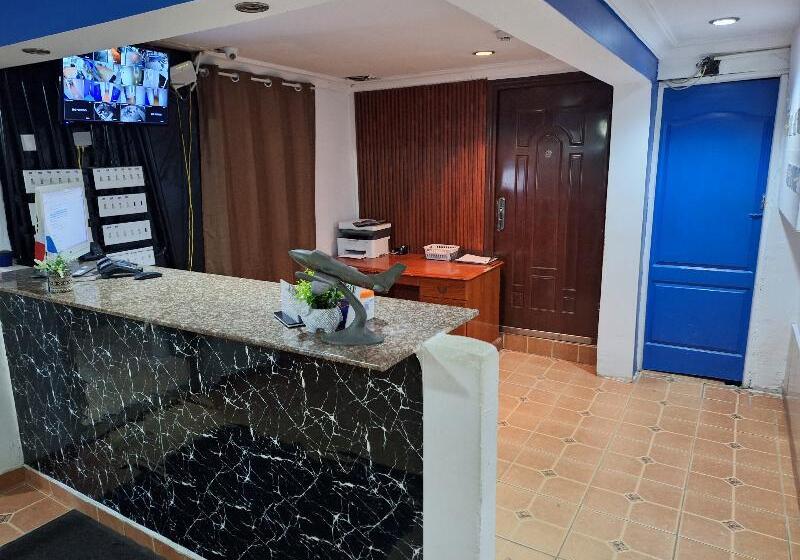 Отель Express Inn Pty Aeropuerto Internacional Panama